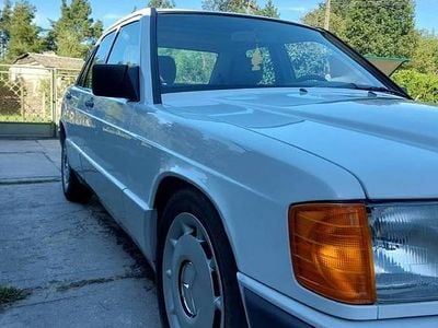 Używany 1990 Mercedes 190 Sedan/Limuzyna | 25 900 zł