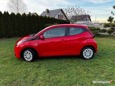 używany Toyota Aygo 1.0 benzyna 2018 r. 30 tkm. ASO lift