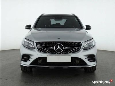 Srebrny Używany 2017 Mercedes GLC43 AMG AMG SUV | 126 999 zł