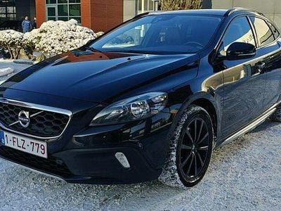 Czarny (metalik, perła) Używany 2013 Volvo V40 Hatchback | 34 900 zł (Uczciwa cena)