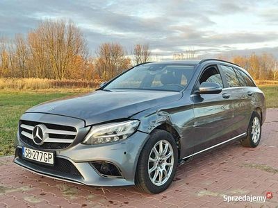 Używany Mercedes C200 160 KM (117 kW) 2020 Szary Kombi