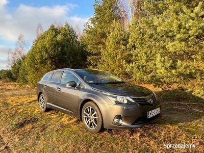 Szary Używany 2013 Toyota Avensis Premium Kombi | 49 950 zł (Drogi)