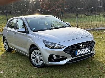 Srebrny Używany 2021 Hyundai i30 Hatchback | 52 900 zł (Dobra cena)