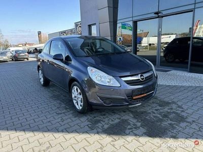 Używany Opel Corsa 70 KM (51 kW) 2011 Szary Hatchback