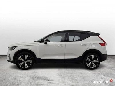Używany Volvo XC40 Plus 300 kW (408 KM) 2022 Biały SUV