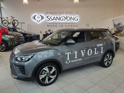 Szary (metalik) Używany 2023 Ssangyong (KGM) Tivoli SUV | 110 800 zł