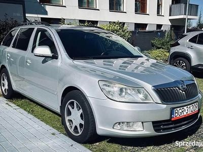 Używany Skoda Octavia 105 KM (77 kW) 2010 Srebrny Kombi