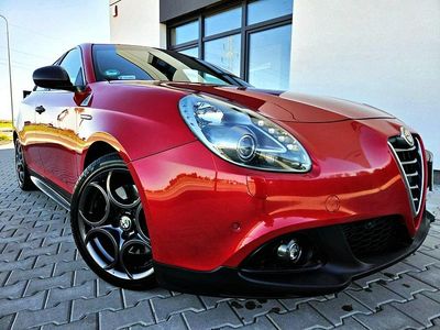 Bordowy (metalik) Używany 2015 Alfa Romeo Giulietta Hatchback | 66 999 zł