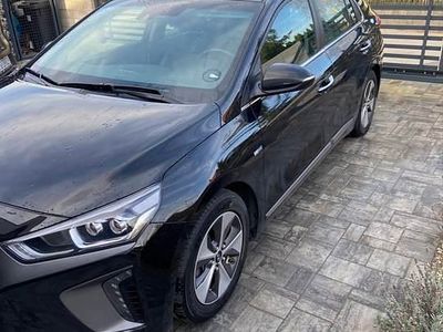 Czarny Używany 2019 Hyundai Ioniq Hatchback | 69 900 zł