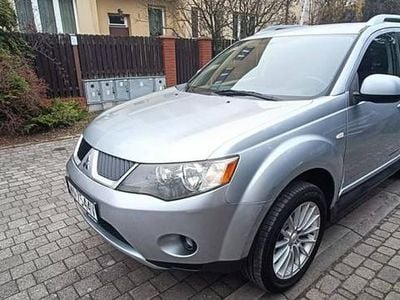 Szary (metalik, perła) Używany 2010 Mitsubishi Outlander Instyle SUV | 28 900 zł (Dobra cena)