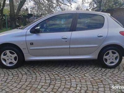 używany Peugeot 206 1.4 benzyna