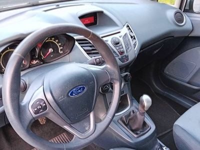 Używany 2010 Ford Fiesta Hatchback | 14 200 zł (Uczciwa cena)
