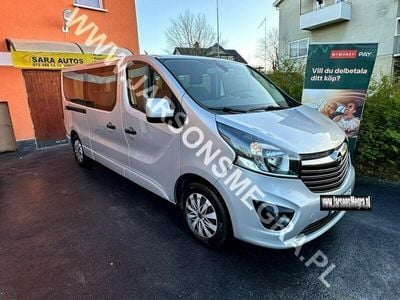 Używany Opel Vivaro 125 KM (91 kW) 2018 Szary Minivan