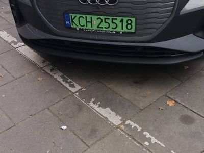 Grafitowy Używany 2022 Audi Q4 e-tron SUV | 126 000 zł