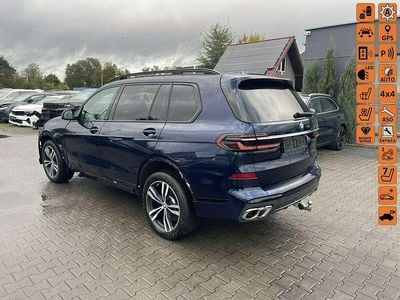 Niebieski ciemny (metalik) Używany 2023 BMW X7 M Sport SUV | 229 900 zł