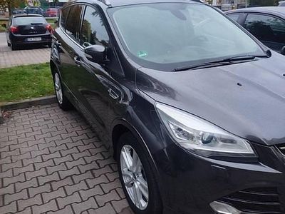 Szary Używany 2015 Ford Kuga SUV | 47 500 zł (Uczciwa cena)