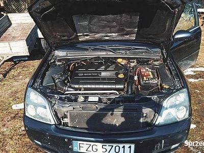 Używany Opel Vectra 2005 Czarny Kombi