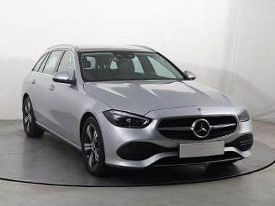 Używany Mercedes A200 200 KM (147 kW) 2021 Srebrny Kombi