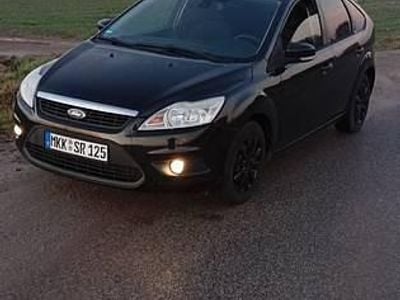 Czarny Używany 2010 Ford Focus Hatchback | 9800 zł (Uczciwa cena)