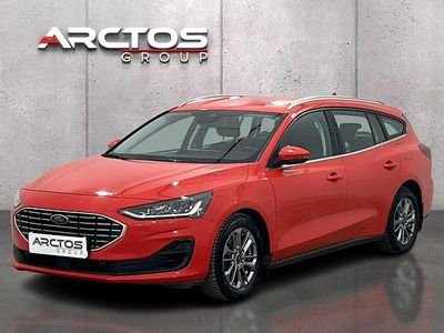 Czerwony Używany 2022 Ford Focus Titanium Kombi | 67 900 zł (Dość drogi)
