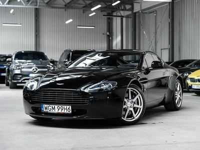 Czarny (metalik) Używany 2012 Aston Martin V8 Vantage Coupe | 365 000 zł