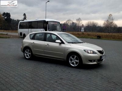 Używany Mazda 3 105 KM (77 kW) 2005 Złoty Hatchback