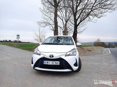 Biały Używany 2017 Toyota Yaris Hatchback | 37 400 zł (Dość drogi)