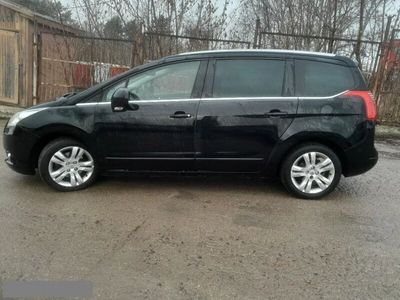 używany Peugeot 5008 2dm 150KM 2011r. 282 000km