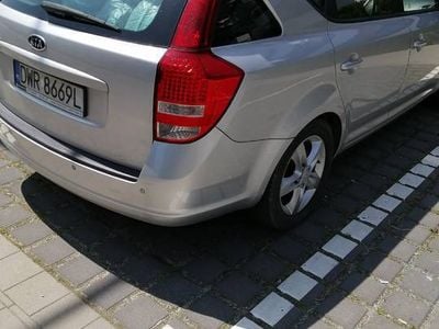 Używany Kia Ceed 2012 Srebrny Hatchback