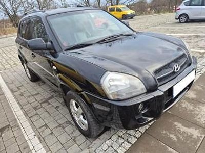 Czarny Używany 2007 Hyundai Tucson SUV | 11 400 zł (Dość drogi)