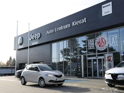 Beżowy Używany 2015 Lancia Ypsilon S Hatchback | 27 900 zł