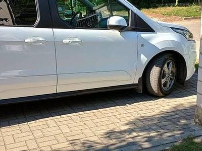 Używany Ford Tourneo Connect 2020 Biały Minivan