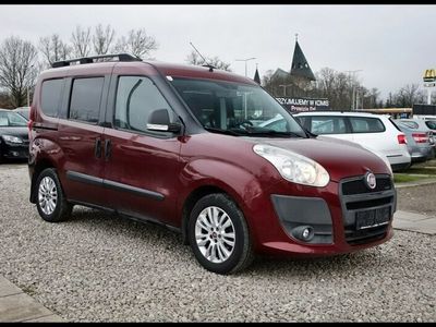 używany Fiat Doblò 1.6dm 105KM 2011r. 156 925km