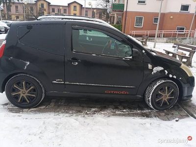 Czarny Używany 2007 Citroën C2 Hatchback | 8000 zł