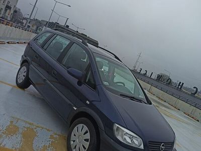 używany Opel Zafira 