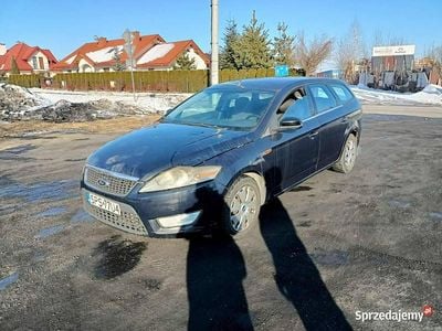 używany Ford Mondeo 1.8dm 125KM 2007r. 389 376km