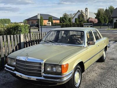 Używany Mercedes 280 1973 Zielony Sedan/Limuzyna