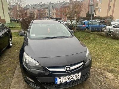 Czarny Używany 2014 Opel Astra Kombi | 21 500 zł (Uczciwa cena)