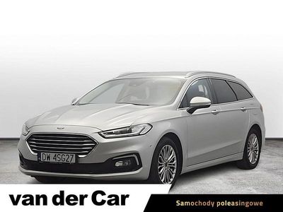 Srebrny (metalik) Używany 2022 Ford Mondeo Kombi | 89 900 zł (Dość drogi)