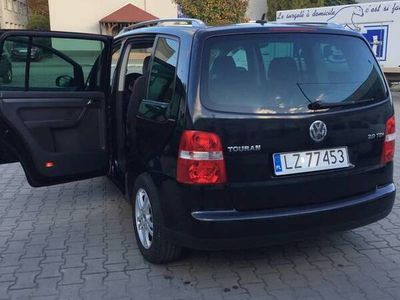 używany VW Touran 2.0 TDI Climatronic Webasto Hak 2 komplety