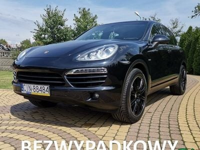 Czarny Używany 2012 Porsche Cayenne SUV | 95 000 zł