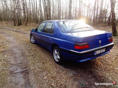 Peugeot 605