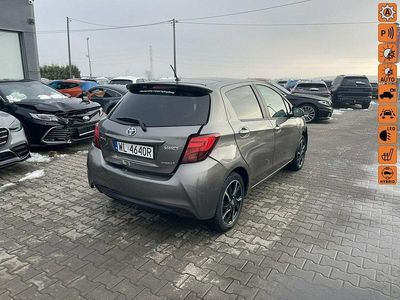 Zielony Używany 2016 Toyota Yaris Hatchback | 22 900 zł