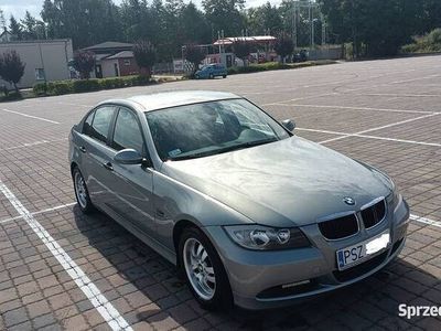 używany BMW 320 E90 i