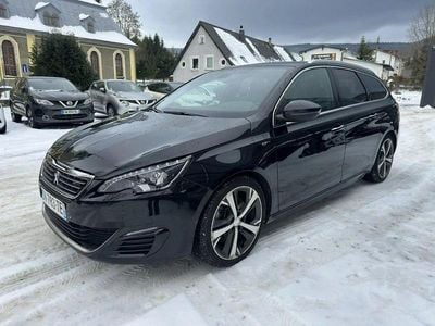 używany Peugeot 308 2dm 181KM 2015r. 246 000km