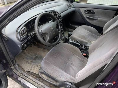 używany Ford Mondeo MK2
