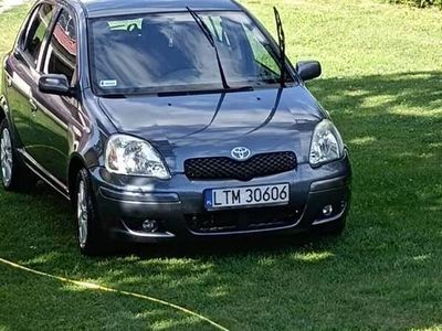 używany Toyota Yaris 2005