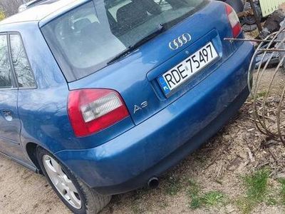 używany Audi A3 a3 8l 1.9tdi quattro Uszkodzone.8l 1.9tdi quattro Uszkodzone.