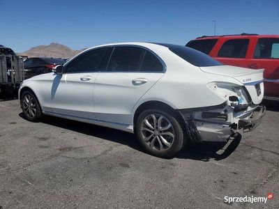 Biały Używany 2016 Mercedes C300 Sedan/Limuzyna | 48 400 zł