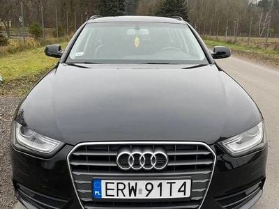 Używany Audi A4 2015 Czarny Kombi
